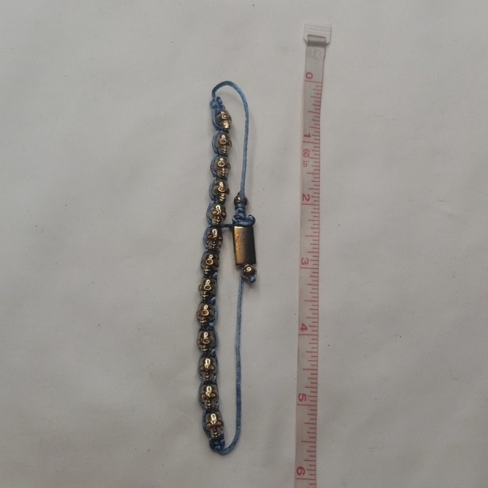 Adjustable skull bracelet